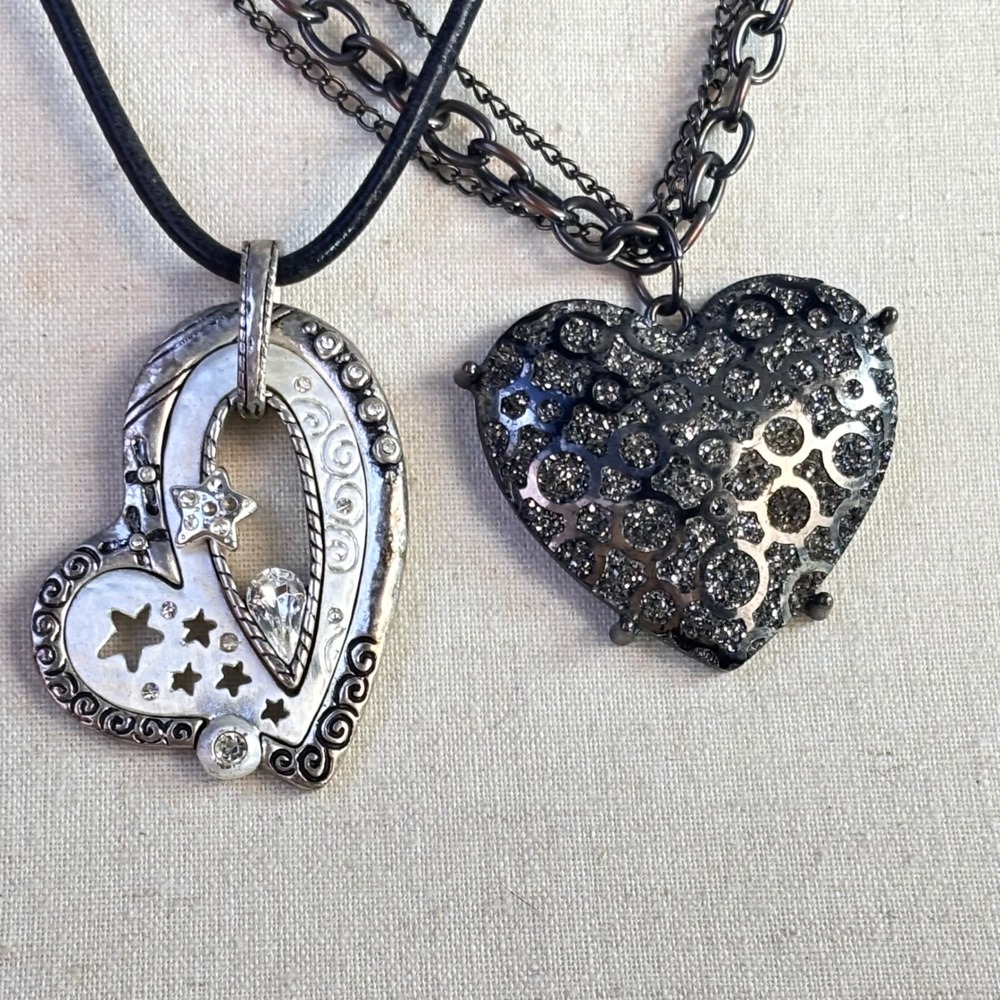 Vintage Heart Necklaces Silver Black Metal Crystal Y2K Grunge Celestial Goth - Picture 4 of 16